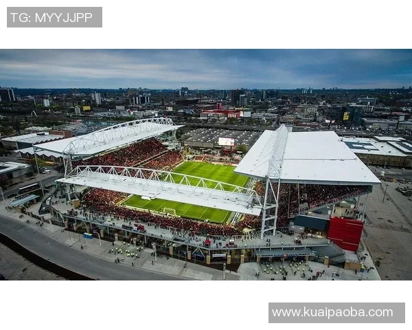 西雅图流明球场热情四溢的主场氛围与球迷激情共鸣的完美结合